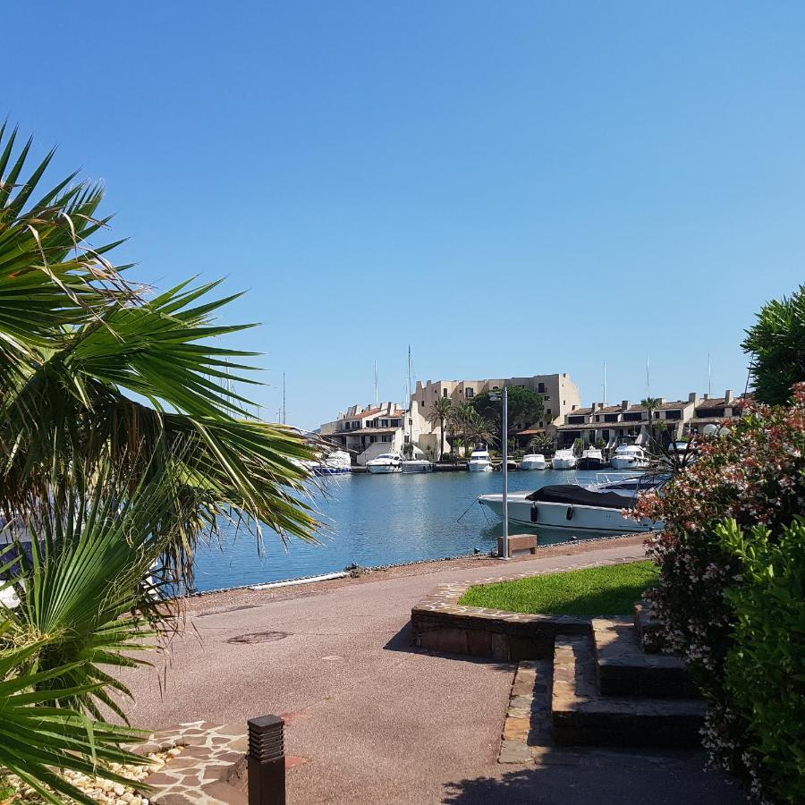 Magnifique 2 Pieces Vue Port Et Mer 孔格林 外观 照片